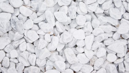 Marmor – Carrara weiß Kies 25-40mm