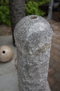Granit Säule Poliert grau