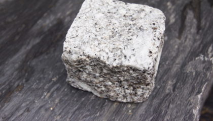 Pflastersteine – Granit grau 8x9cm